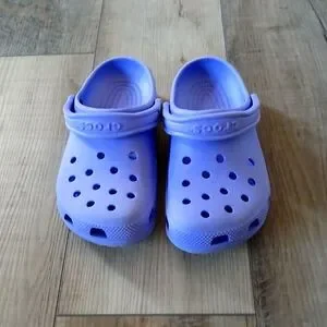 CROCS Shoes Crocs Classic Clogs Kids Unisex Size J5 Poshmark